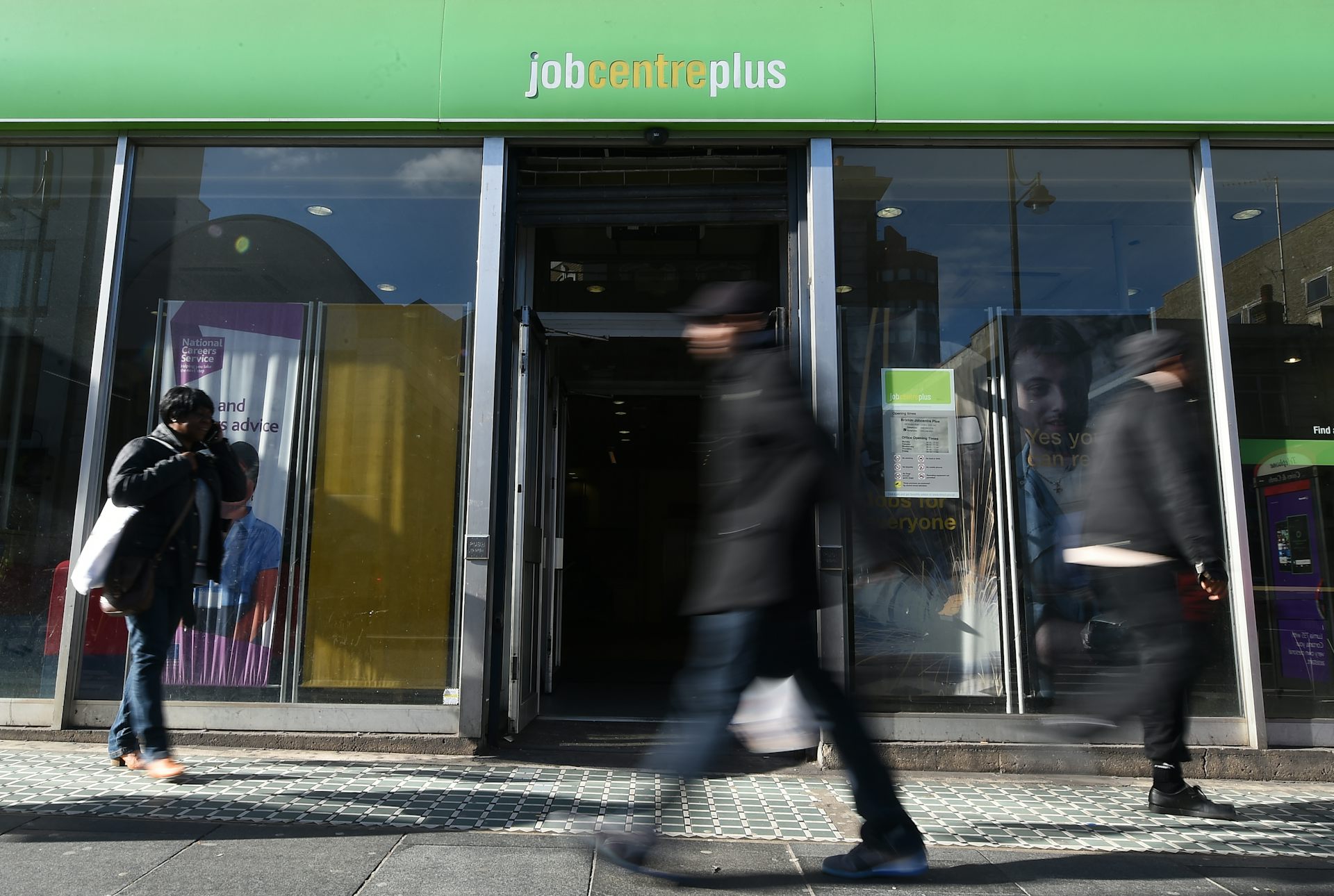 Безработица в великобритании Безработица в великобритании